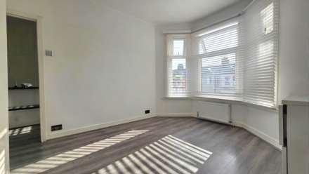 Betchworth Road, Ilford, IG3 9JQ, Image 13