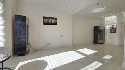 Betchworth Road, Ilford, IG3 9JQ, Image 6