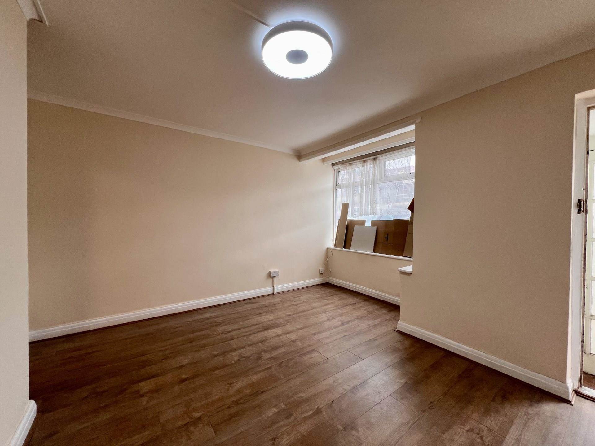 Third Avenue, Dagenham, Essex, RM10, Image 2