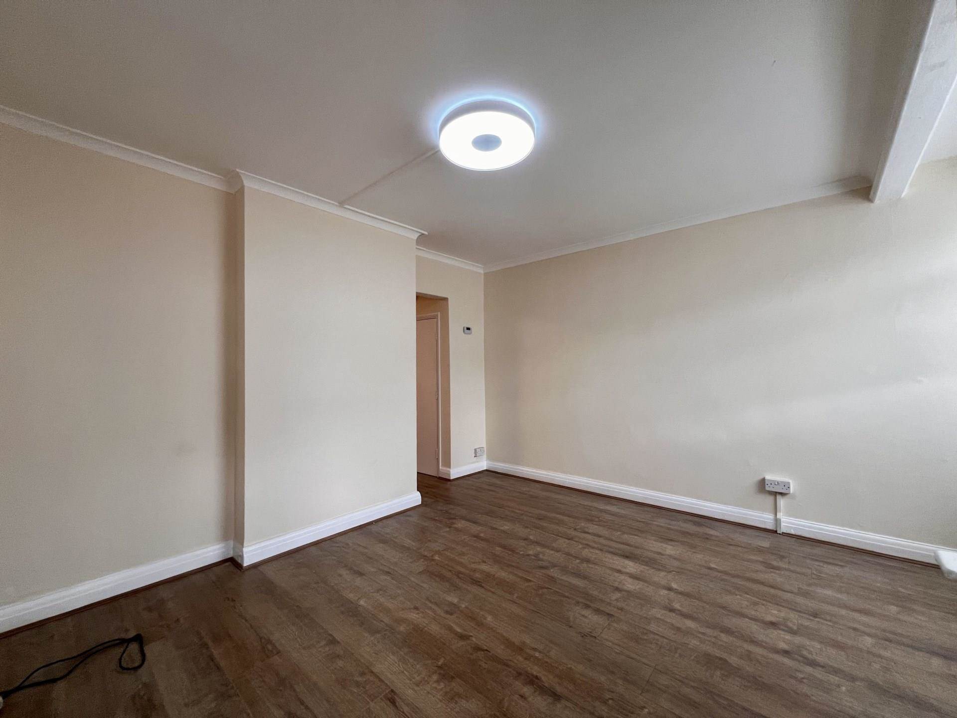 Third Avenue, Dagenham, Essex, RM10, Image 3