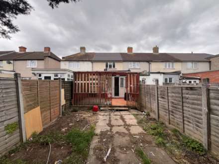 Third Avenue, Dagenham, Essex, RM10, Image 10