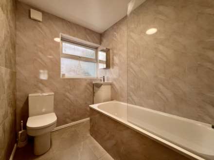 Third Avenue, Dagenham, Essex, RM10, Image 5