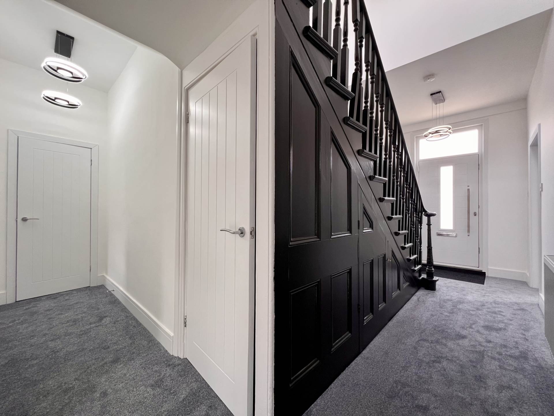 Lambourne Road, Chigwell, IG7 6EJ, Image 12