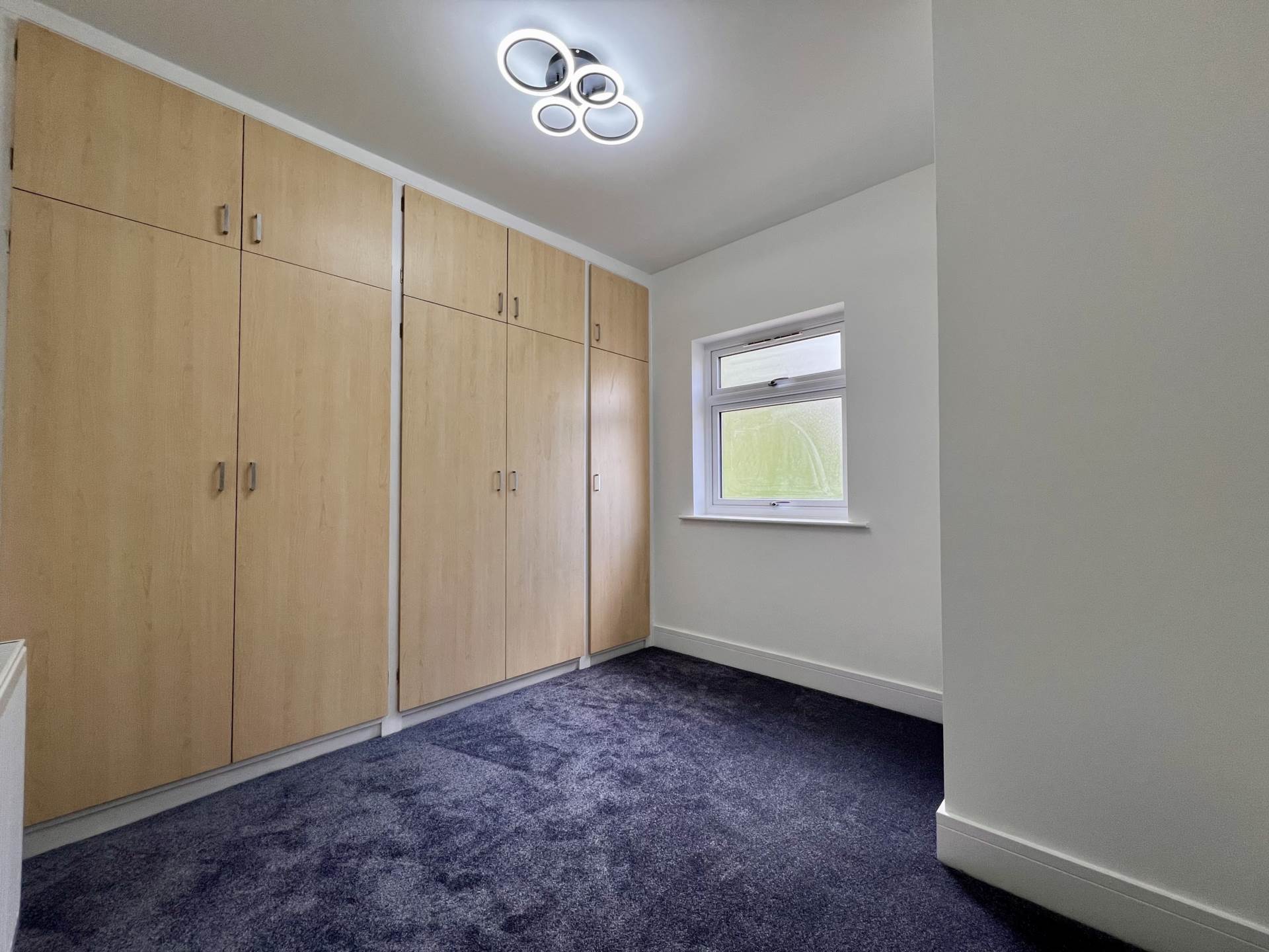 Lambourne Road, Chigwell, IG7 6EJ, Image 19