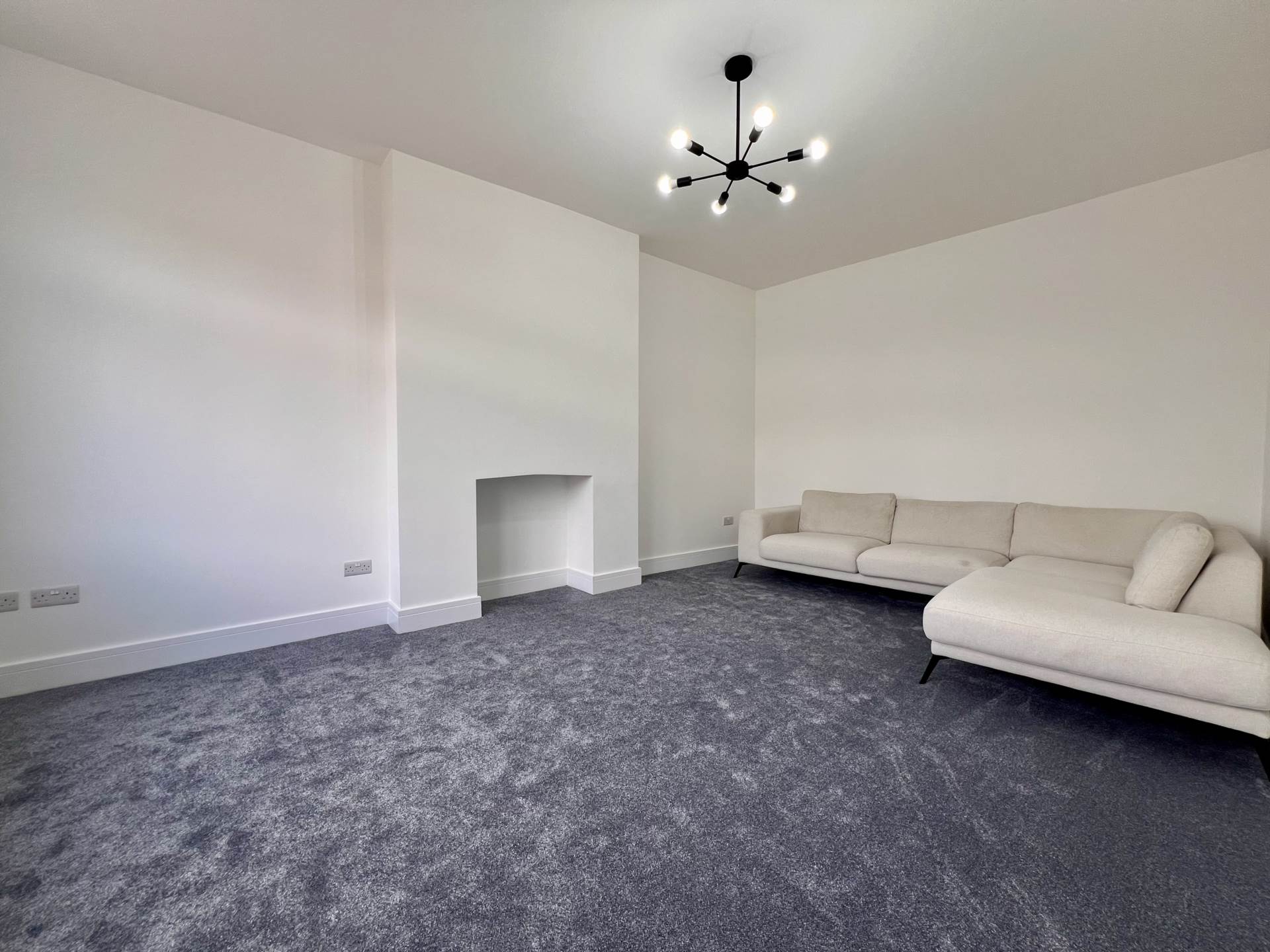 Lambourne Road, Chigwell, IG7 6EJ, Image 4