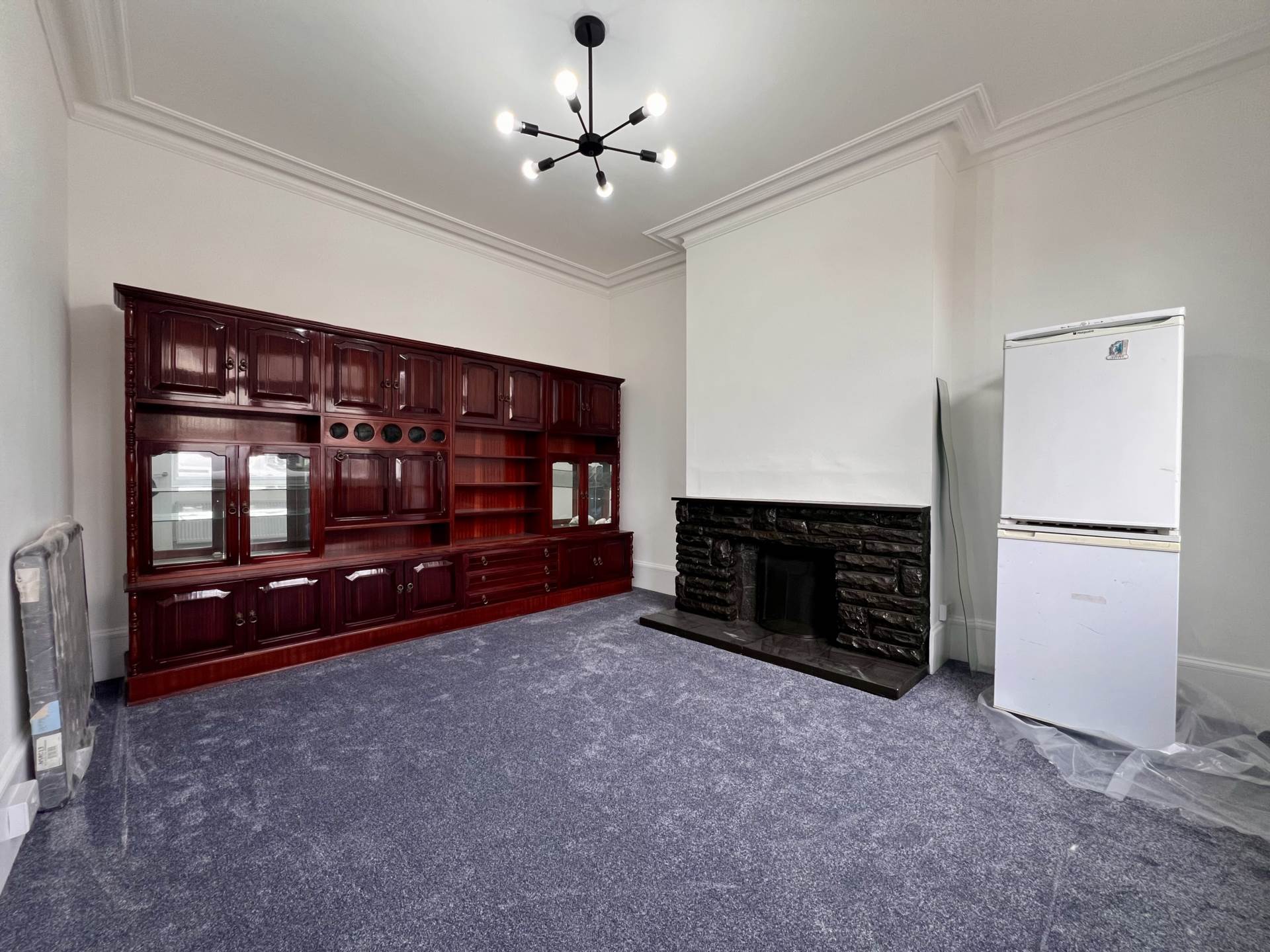 Lambourne Road, Chigwell, IG7 6EJ, Image 5