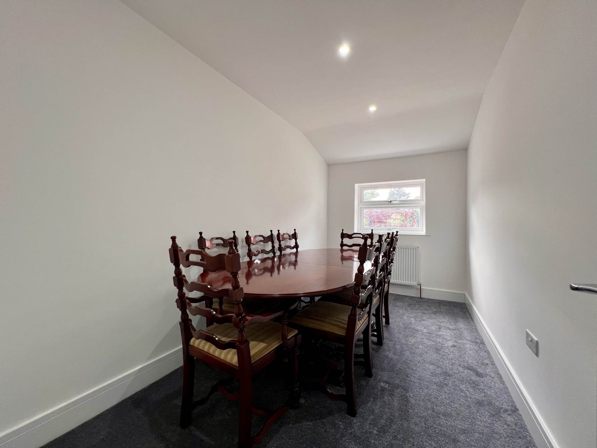 Lambourne Road, Chigwell, IG7 6EJ, Image 6