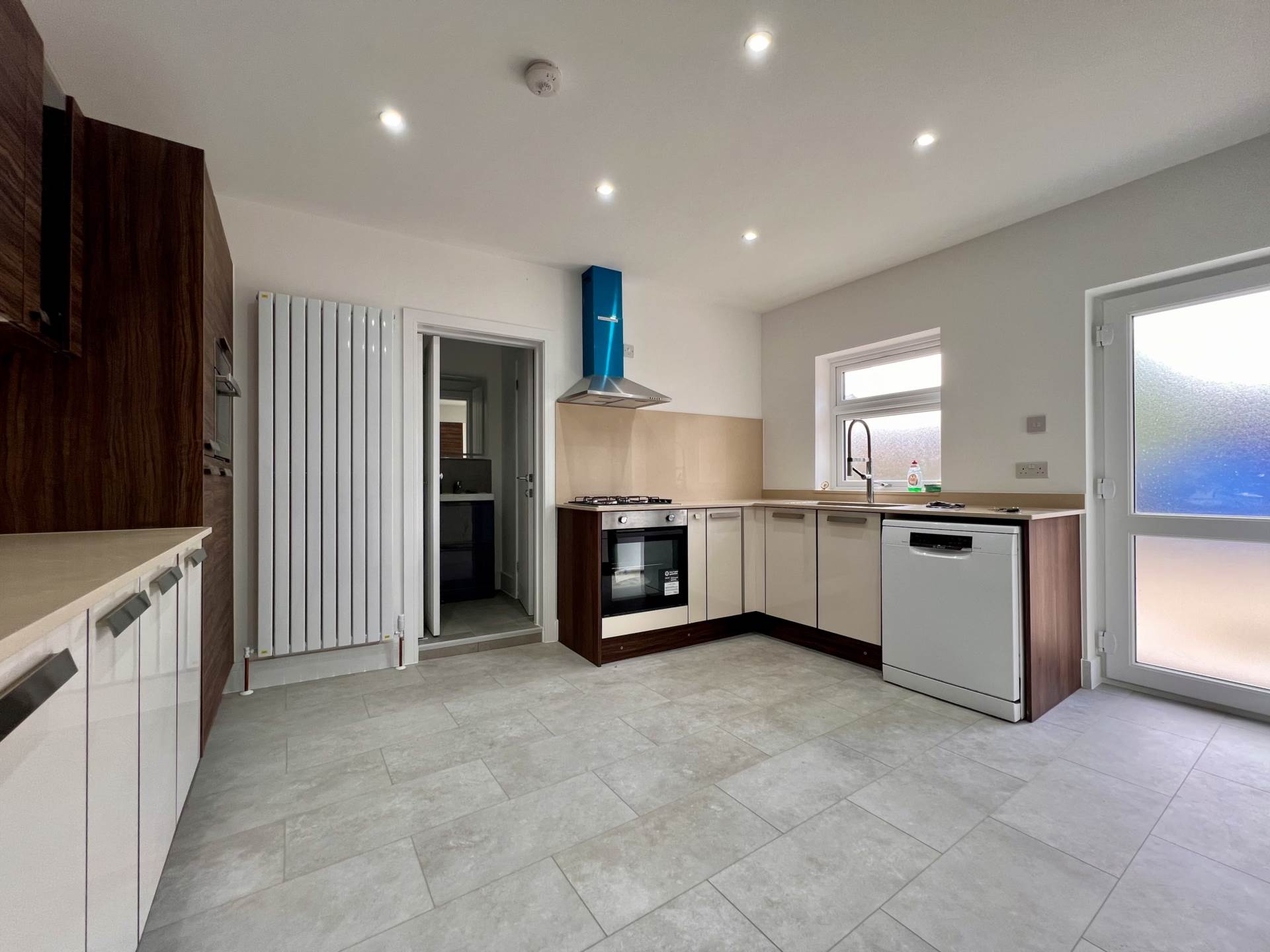Lambourne Road, Chigwell, IG7 6EJ, Image 8