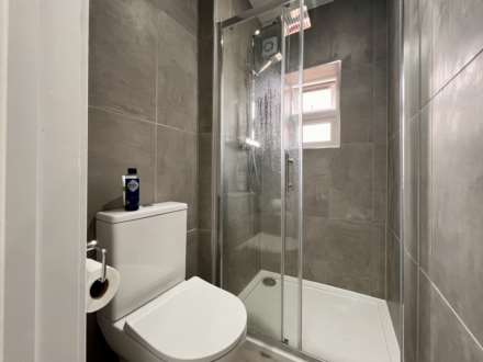 Lambourne Road, Chigwell, IG7 6EJ, Image 10