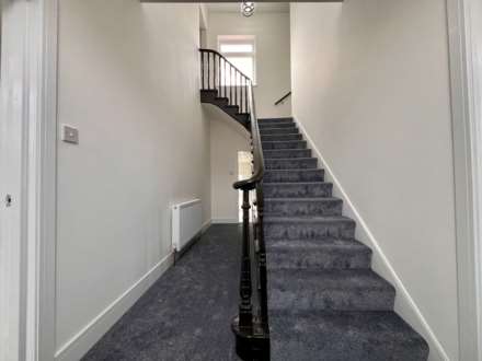 Lambourne Road, Chigwell, IG7 6EJ, Image 3
