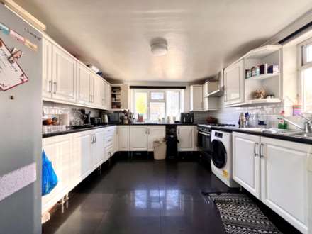 Romford Road, Forest Gate, E7 8AE, Image 5