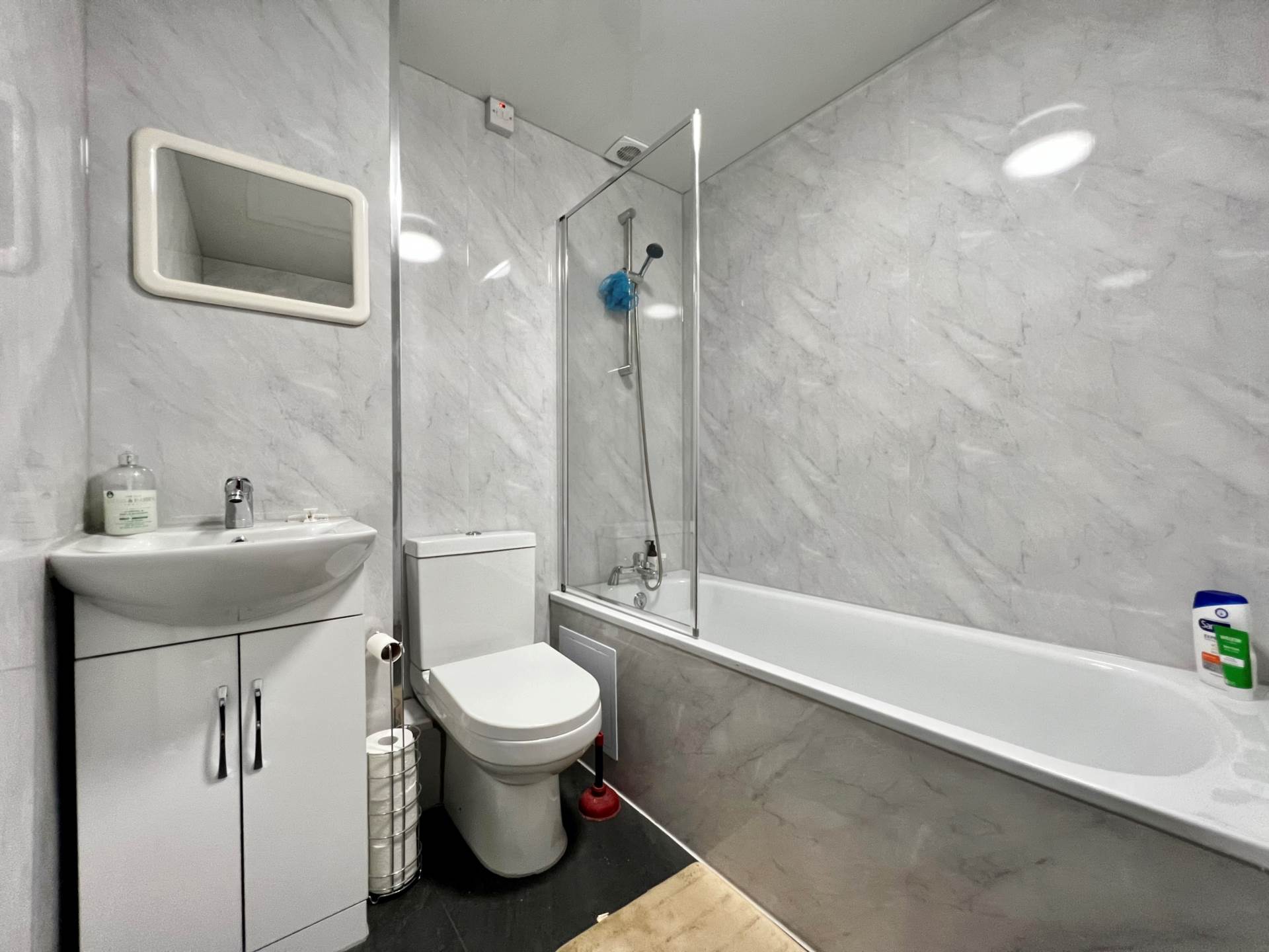 Richmond Street, Plaistow, E13, Image 5