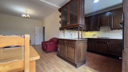 Stainforth Road, Ilford, IG2 7EH, Image 4