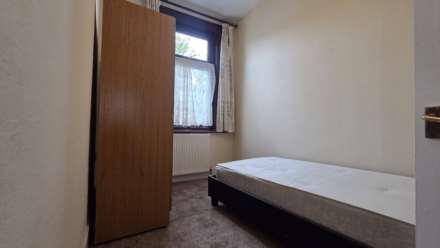 Stainforth Road, Ilford, IG2 7EH, Image 9