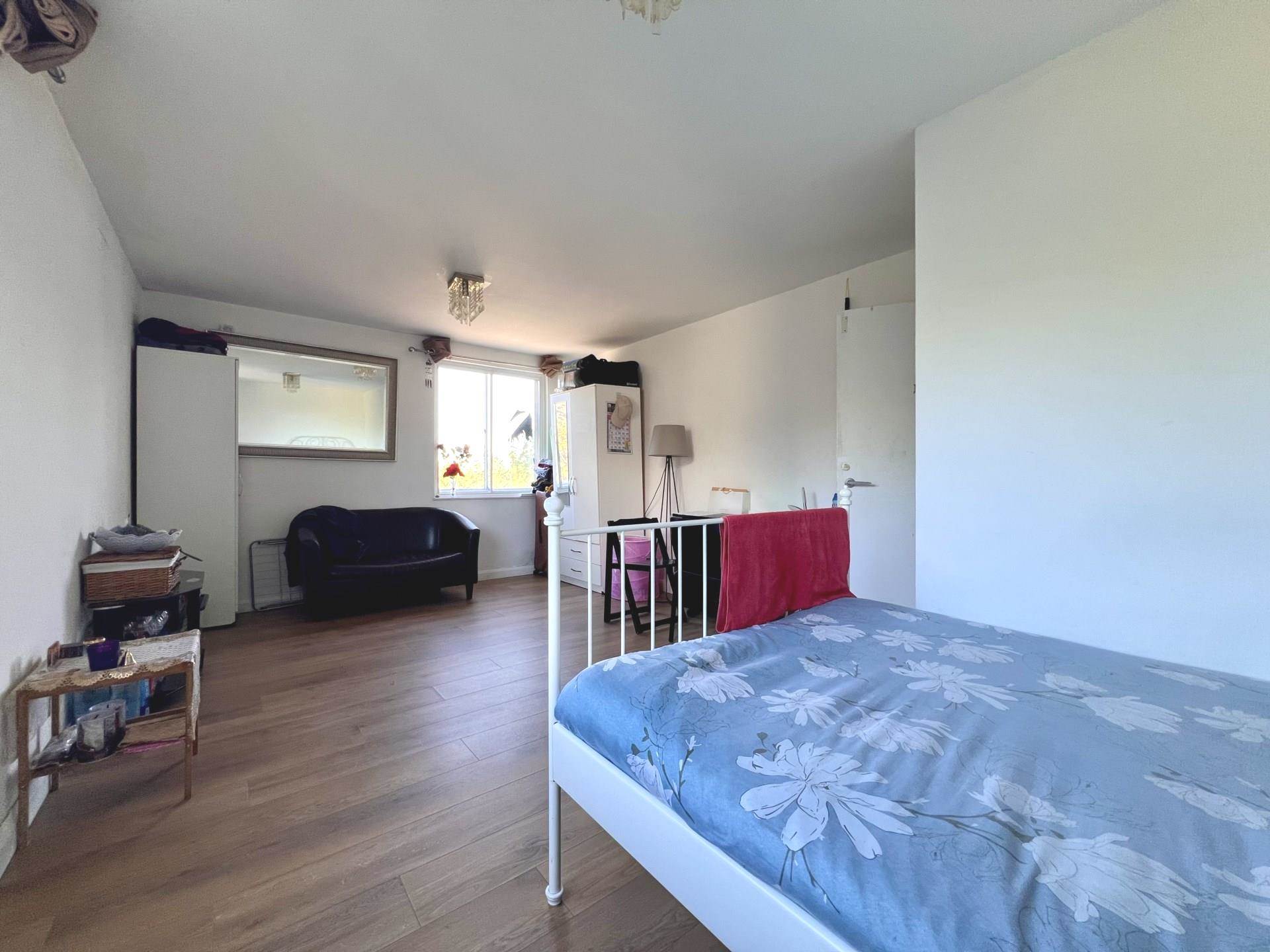 Tenbury Close, Forest Gate, E7 8AX, Image 4
