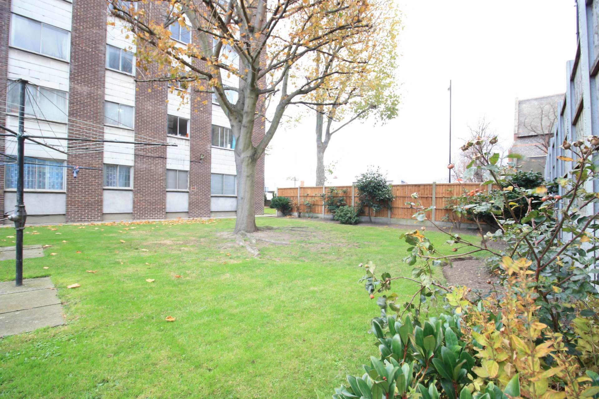 Tenbury Close, Forest Gate, E7 8AX, Image 7