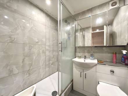 Tenbury Close, Forest Gate, E7 8AX, Image 2