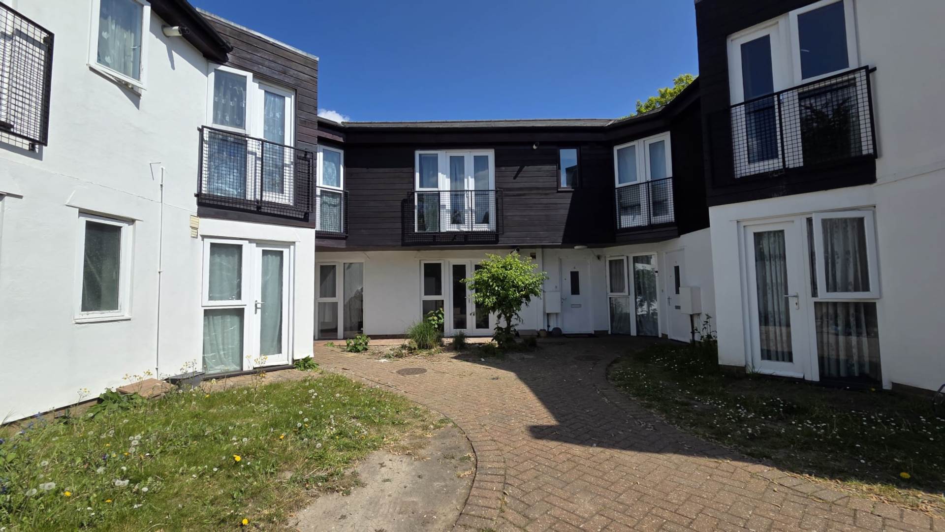 Church Road, Manor Park, E12 6AF, Image 1