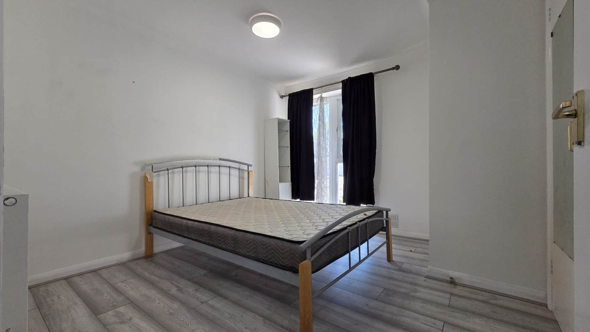 Church Road, Manor Park, E12 6AF, Image 7