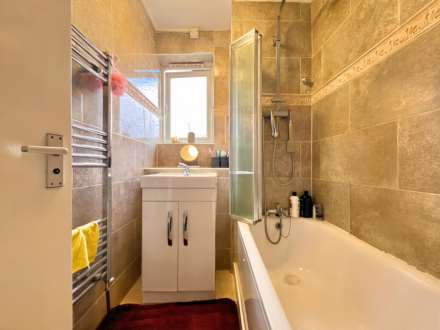 Greenhill Grove, Manor Park, E12 6BA, Image 9