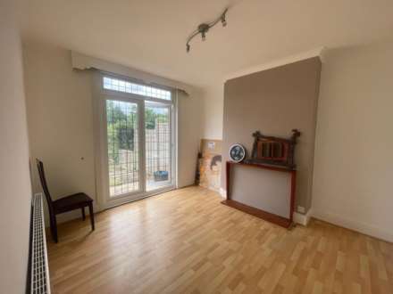 Meadway, Ilford, IG3, Image 3