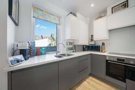 Kempton Mews, East Ham, E6 2BF, Image 7