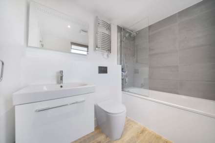 Kempton Mews, East Ham, E6 2BF, Image 9