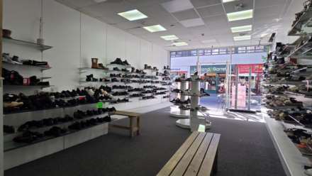 High Street, East Ham, E6 2HT, Image 2