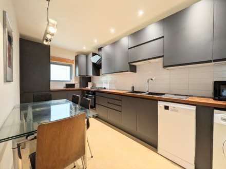 Kinglet Close, Forest Gate, E7 9HF