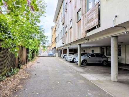 Kinglet Close, Forest Gate, E7 9HF, Image 12