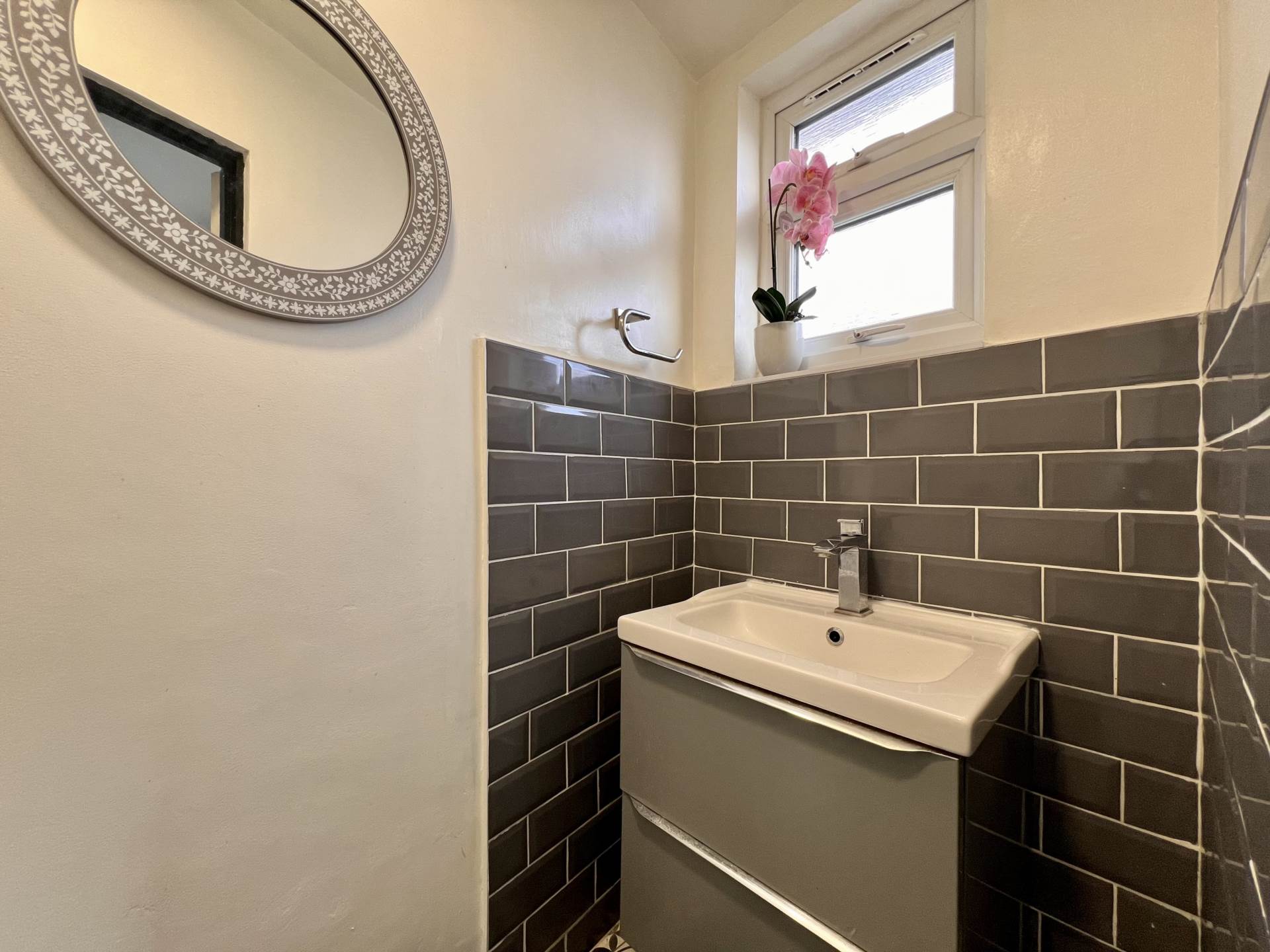 Little Ilford Lane, London, E12 5PW, Image 5