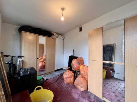 Little Ilford Lane, London, E12 5PW, Image 19