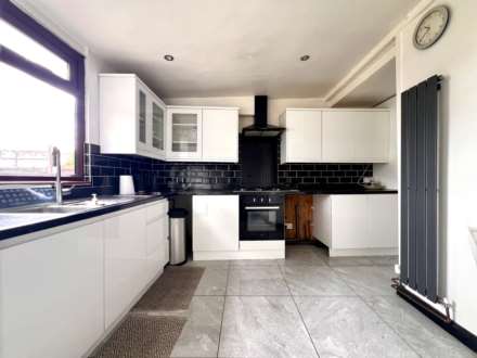 Little Ilford Lane, London, E12 5PW, Image 7