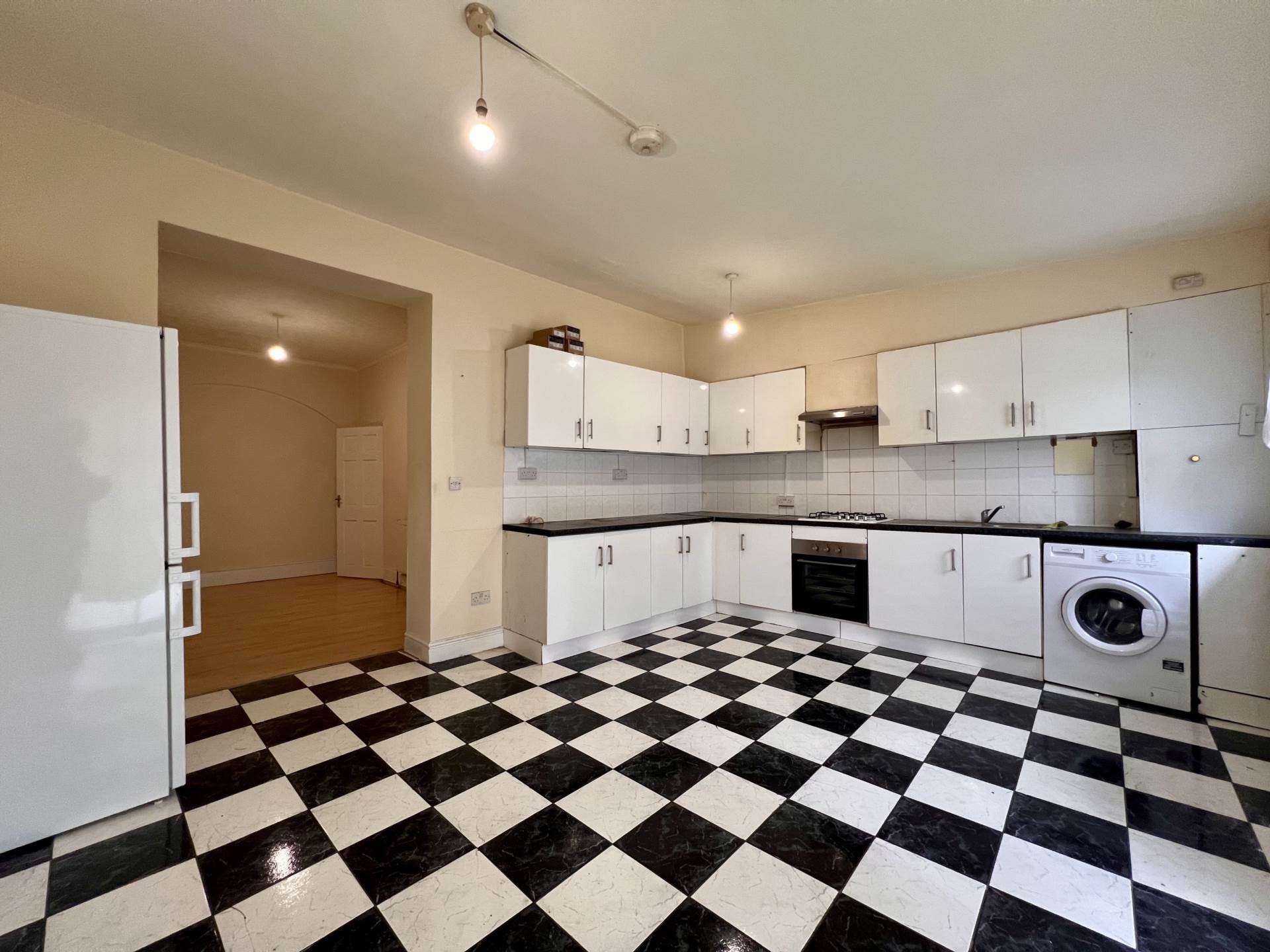 Byron Avenue, Manor Park, E12 6NH, Image 5