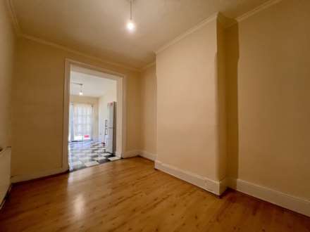 Byron Avenue, Manor Park, E12 6NH, Image 3