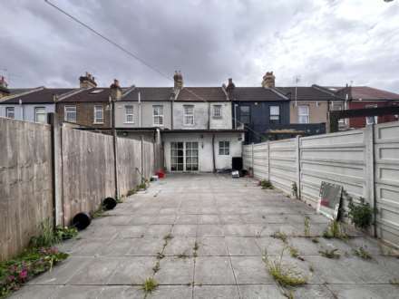 Byron Avenue, Manor Park, E12 6NH, Image 8