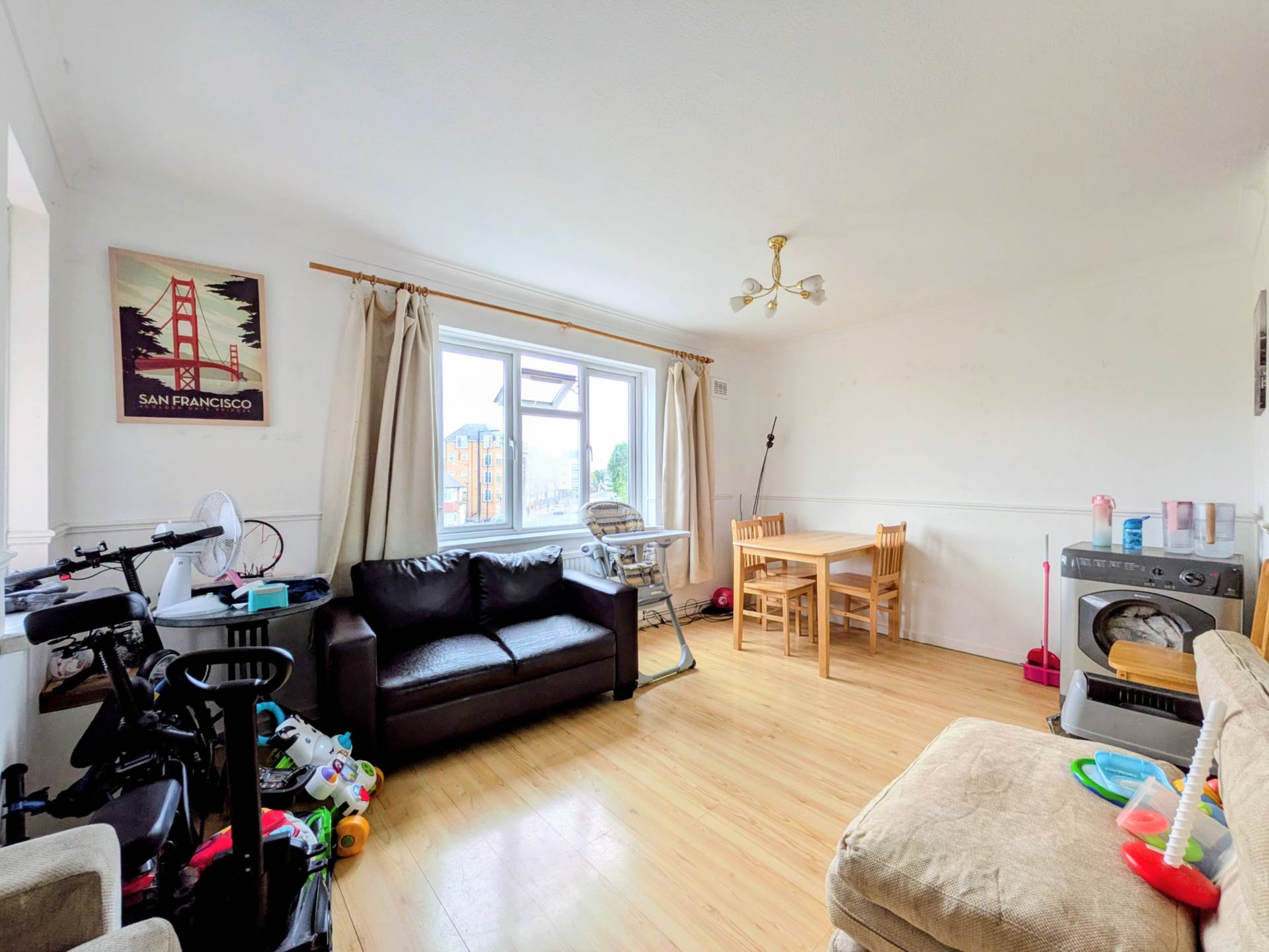 Rowan Court, Plaistow, E13, Image 2
