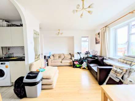Rowan Court, Plaistow, E13, Image 1