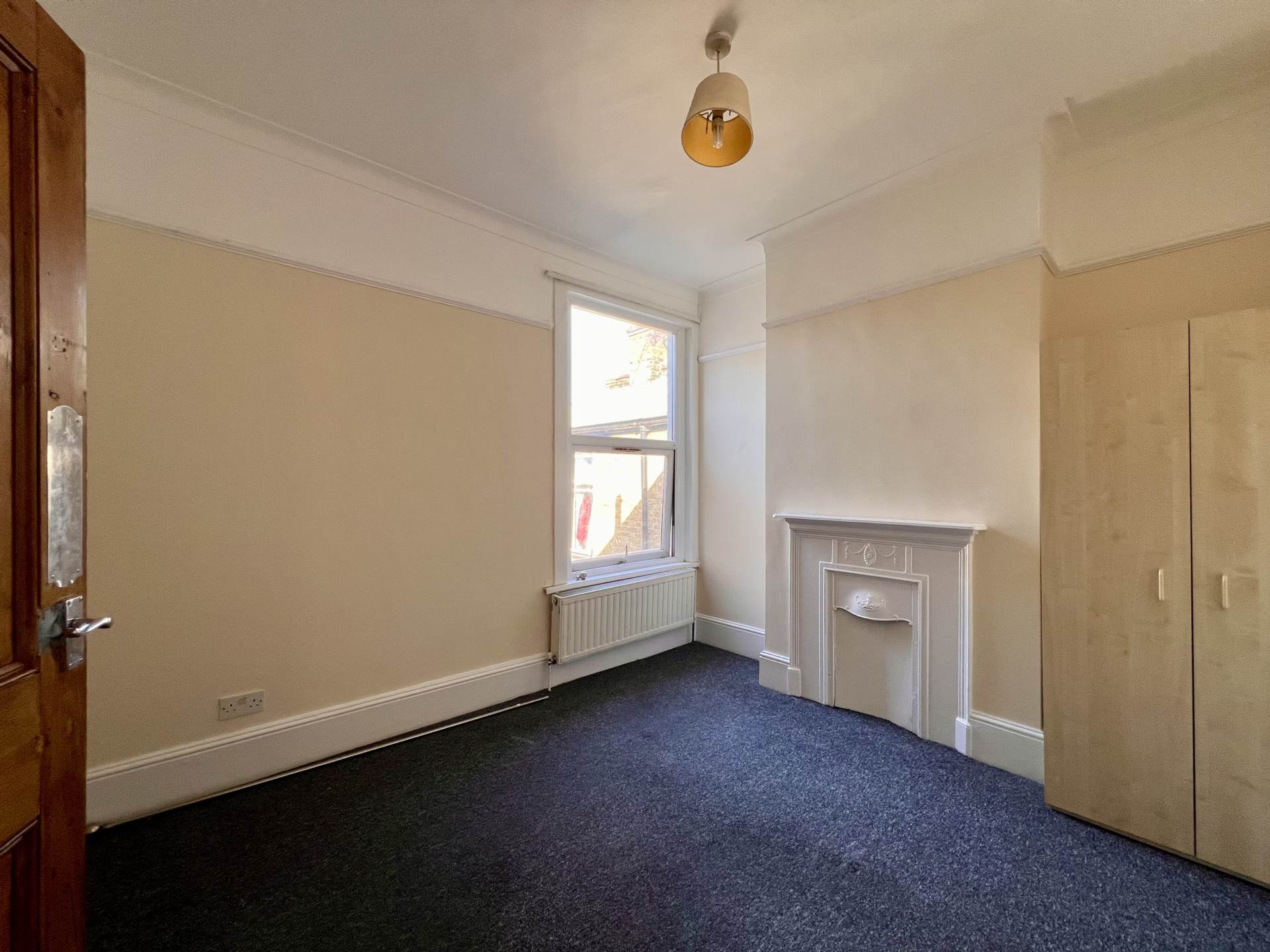 Kings Road, London, E11 1AT, Image 4