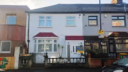 Kempton Road, East Ham, E6 2PB, Image 1