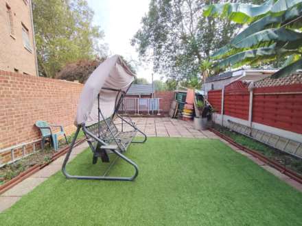 Kempton Road, East Ham, E6 2PB, Image 15
