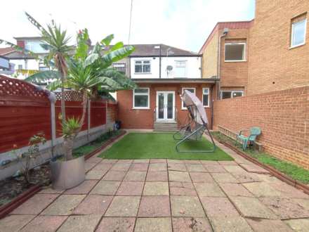 Kempton Road, East Ham, E6 2PB, Image 17