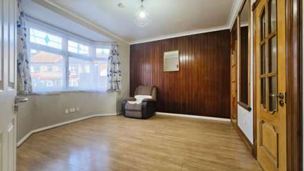Kempton Road, East Ham, E6 2PB, Image 2