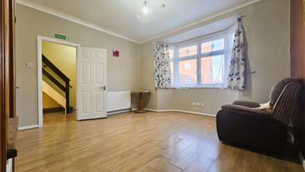 Kempton Road, East Ham, E6 2PB, Image 4