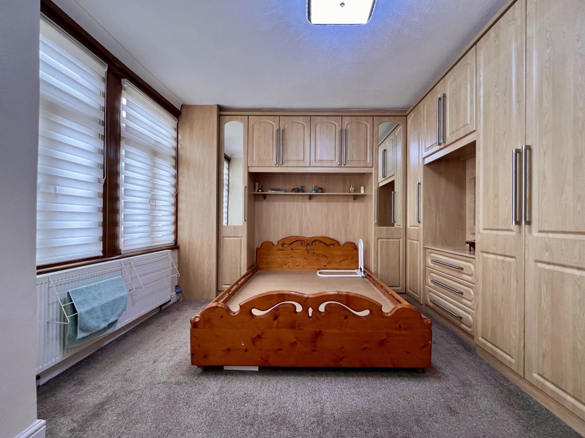 Walpole Road, London, E6, Image 10