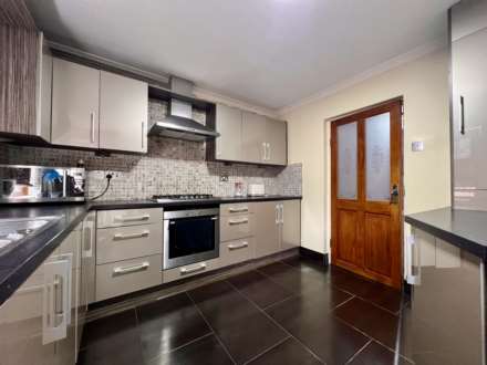 Walpole Road, London, E6, Image 6