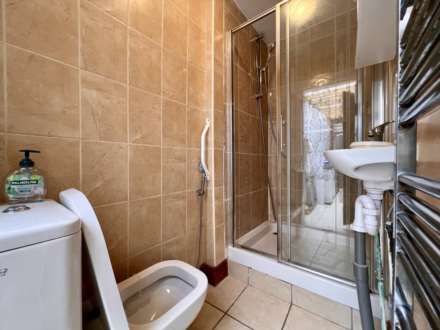 Walpole Road, London, E6, Image 7