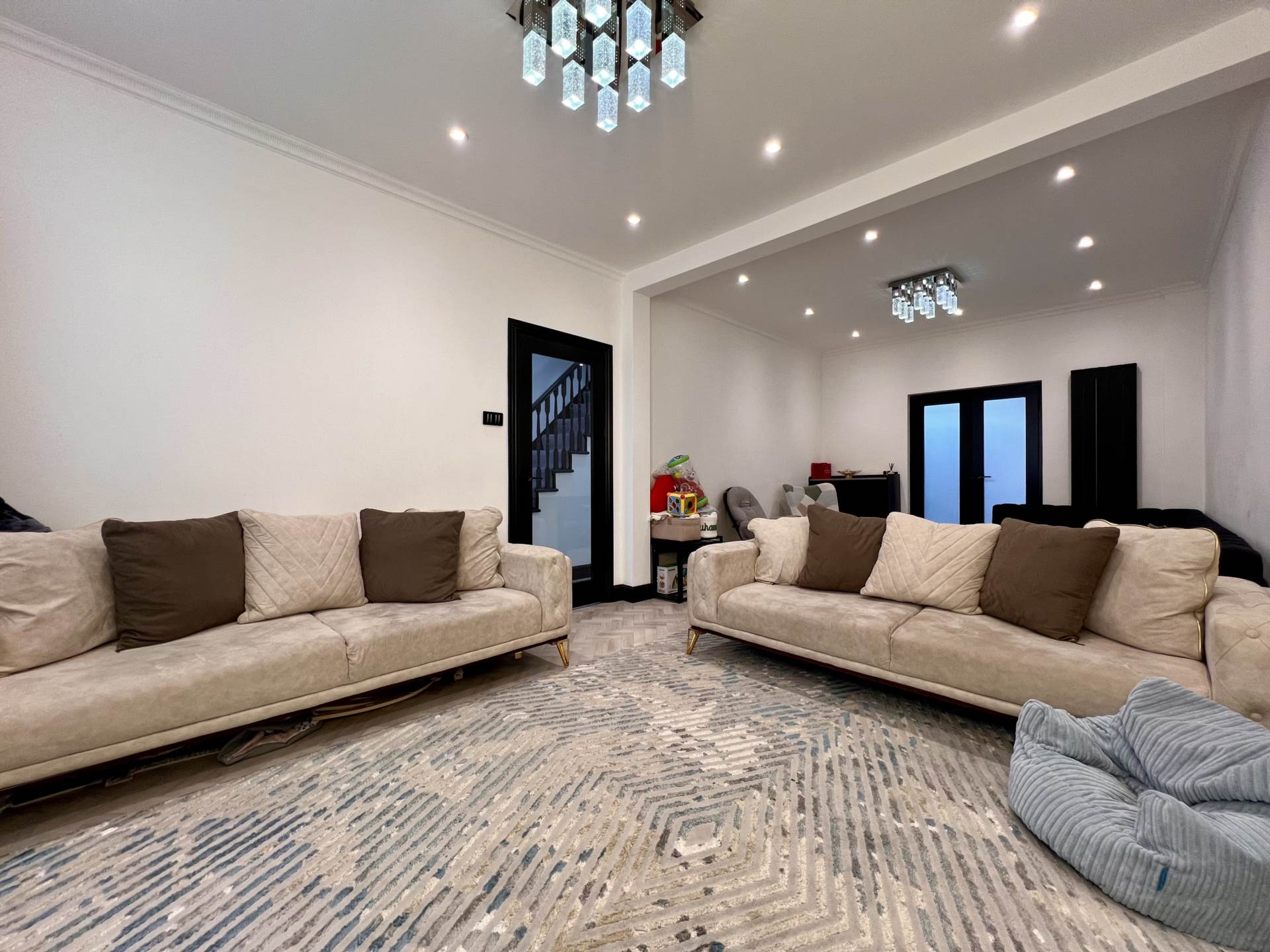 Gower Road, Forest Gate, E7, Image 1