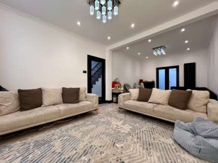 Gower Road, Forest Gate, E7, Image 1