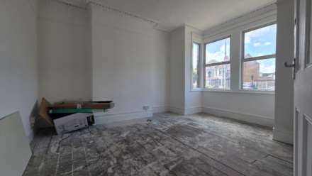 Sibley Grove, Manor Park, E12 6SF, Image 3
